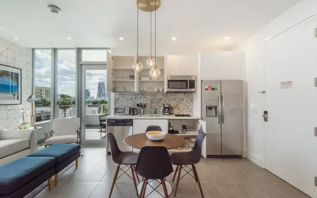VHC Luxury Apartments 538-201a