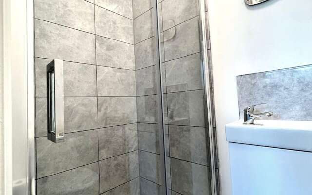 Chantry Suites by SA Stays