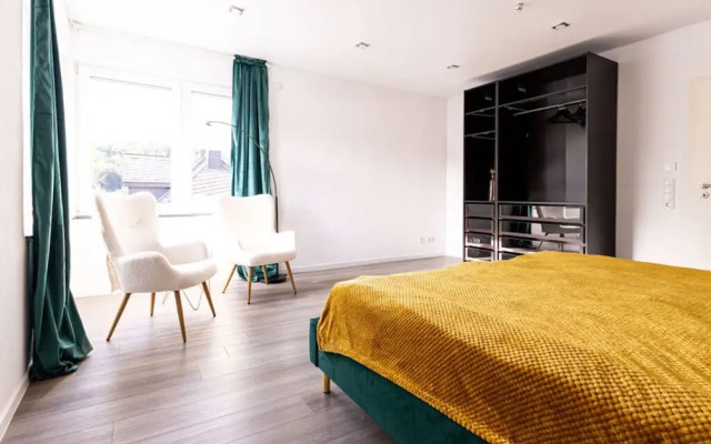Apartment for 6 Modern Retreat