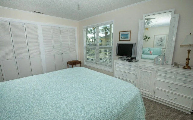 Sandpiper Cove 1082 2 Bedroom Condo by RedAwning