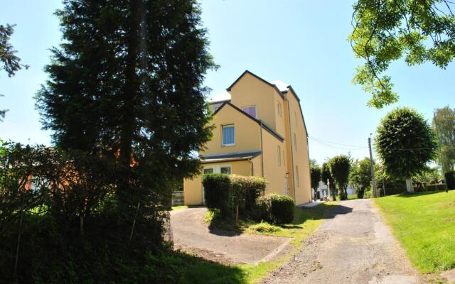 Hotel Aux Beaux Rivages En Gaume