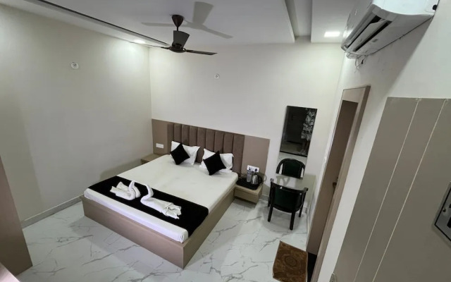 Hotel Shri Radha Sneh Mathura