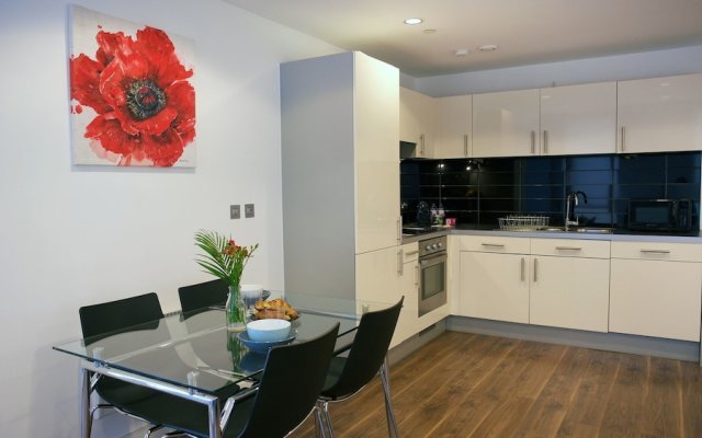 Fantastic 3 Bed Apartment In The Heart Of Media City