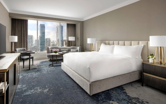 The Ritz-Carlton, Toronto