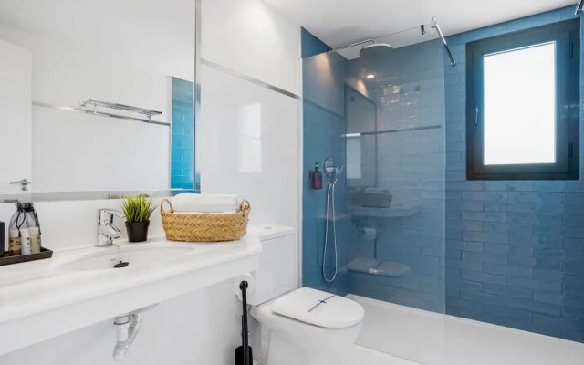 Panoramic Flat in Casares M56