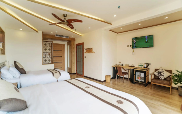 The Bamboo Leaf Yangshuo