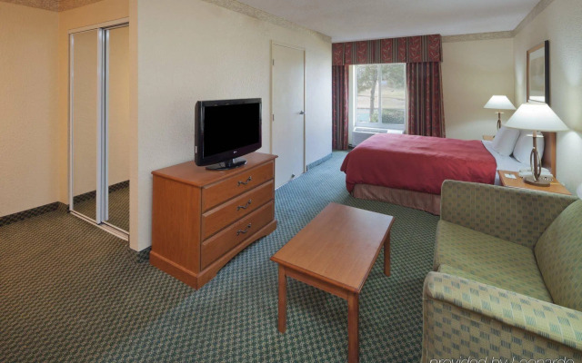 Country Inn & Suites by Radisson, Montgomery East, AL