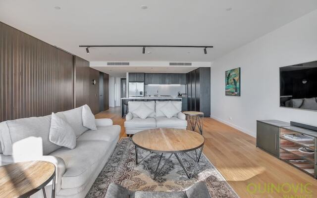 QV Luxury Victoria Park Apartment - 813