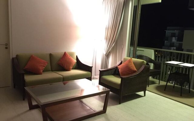 By The Sea-Panoramic Seaview Luxury Suite