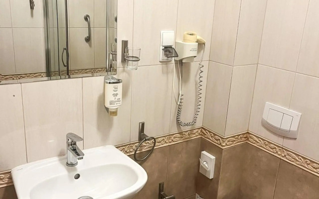 Hotel Logos