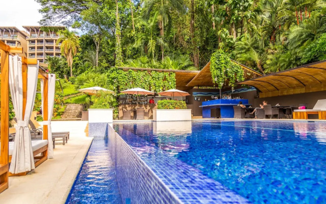 Los Altos Resort