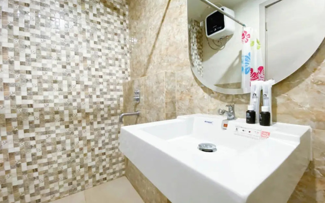 Best Choice And Modern Studio At Apartment Mataram City