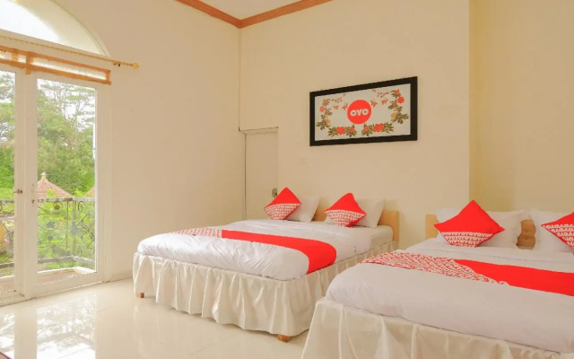 Loji Rejo Guest House By OYO Rooms