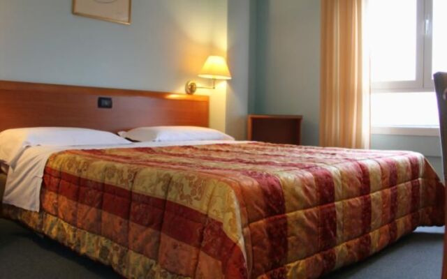 Hotel Zoello Je Suis