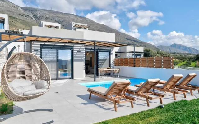 Villa Iris in Mariou
