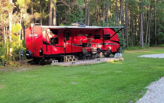 The White House on Freedom Way