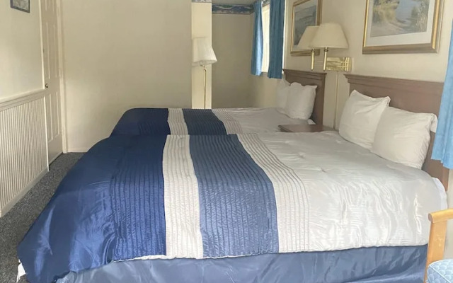 Green Harbor Waterfront Lodging