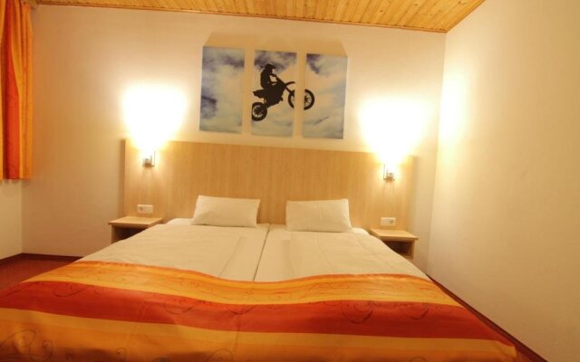 Hotel-Restaurant Bike&Snow Lederer