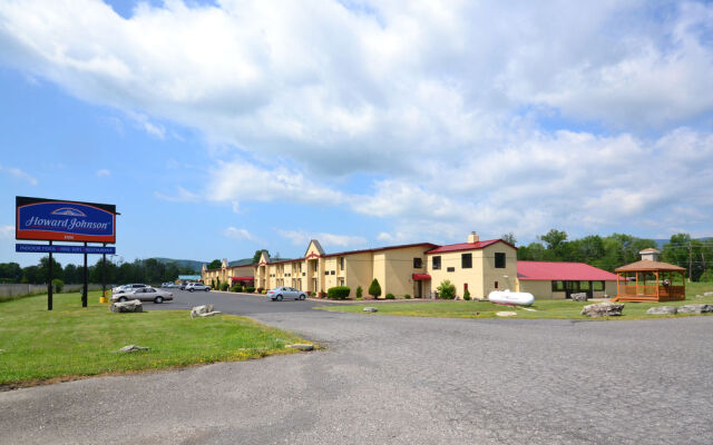 Howard Johnson Inn Saugerties