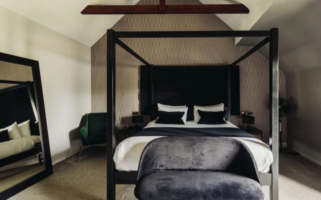 The Chesterton Hotel