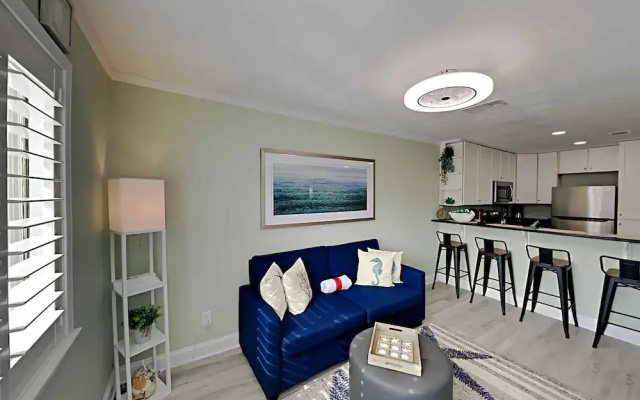 Canal Place II #105 - Waters Cove