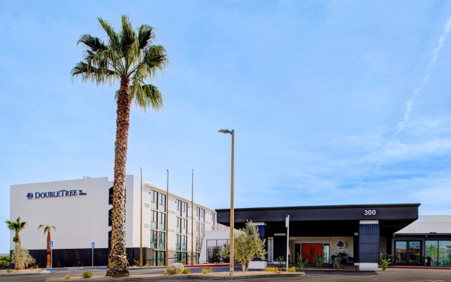 DoubleTree by Hilton Palmdale, CA