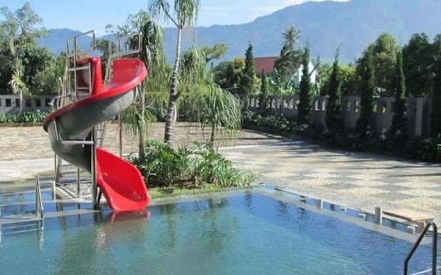 OYO 90475 Mirda Gratia Hotel
