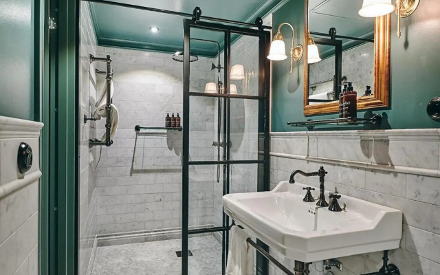The Steam Hotel