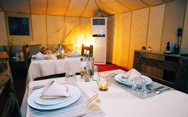 Luxury Camp Chebbi
