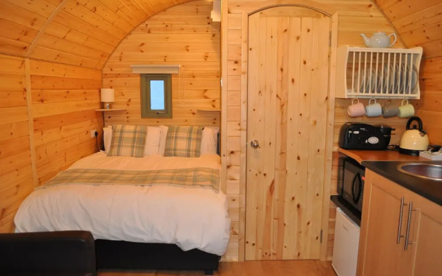 Hebrides Bothy - Glamping