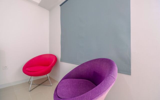 Chic and Cozy Studio Park View Condominium Apartment