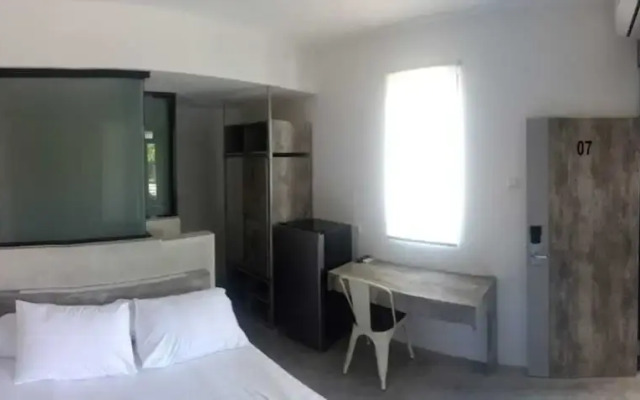 Djuragan Kamar Gunung Anyar