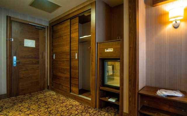 Inegol Royal Hotel