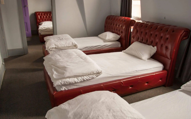 The Backpackers Imperial Hotel - Hostel