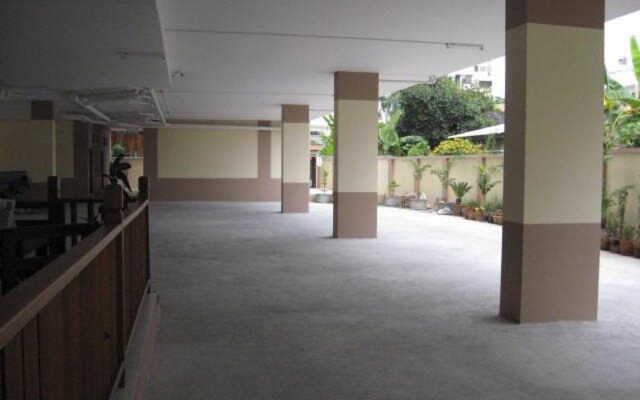 OYO 794 Nice Mum Lodge