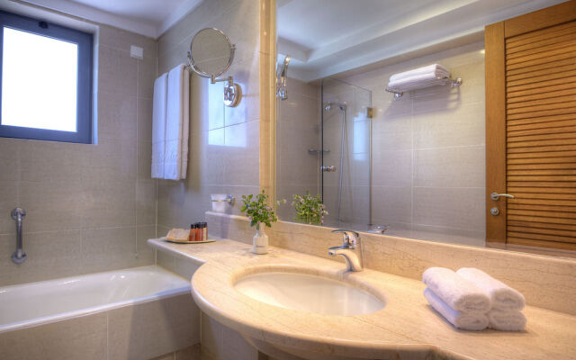 Lakitira Suites