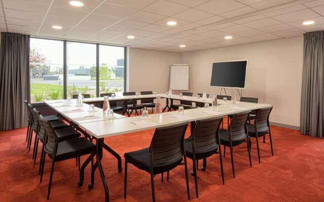 Sure Hotel by Best Western Les Portes de Montauban