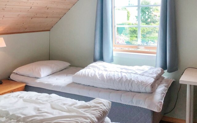 8 Person Holiday Home in Leikanger