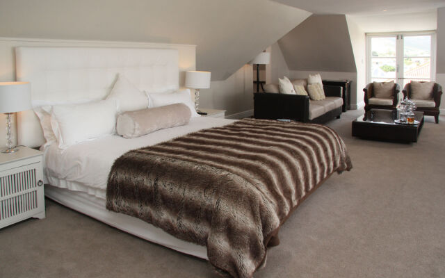 Ocean Eleven Guest House