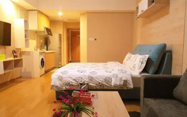 Blueberry apartment chain (Lushangzhongxin store)
