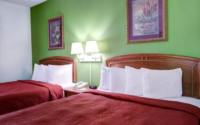 Quality Inn & Suites Airport