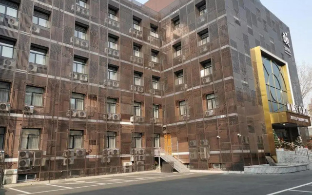 Yitel Collection (Beijing Yonghe Temple Hepingli Metro Station)