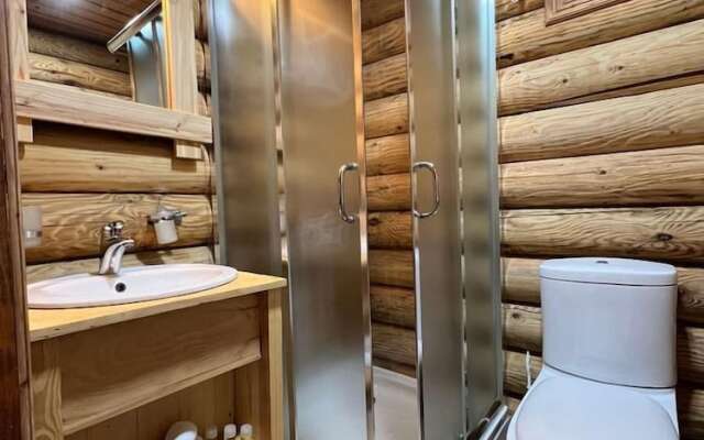 Wood Hills Hotel & Resort