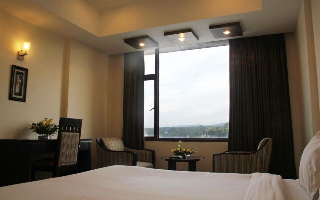 Hotel Softel Plaza