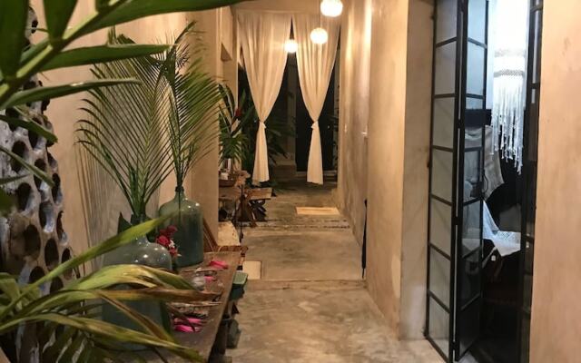 La Flor Casa Boutique