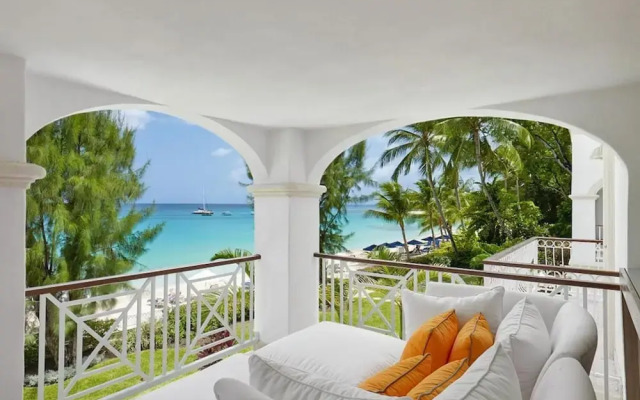Sunny Vacation Villa 13