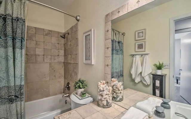 Near Golfing: Mesa Escape w/ Pool & Yard