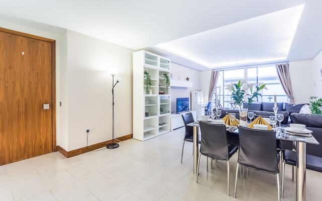 CDP Apartments Bell Street Suite 4