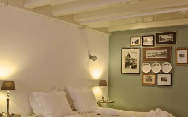 Bed & Kitchen Amsterdam