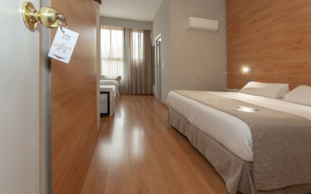 Hotel AACR Monteolivos